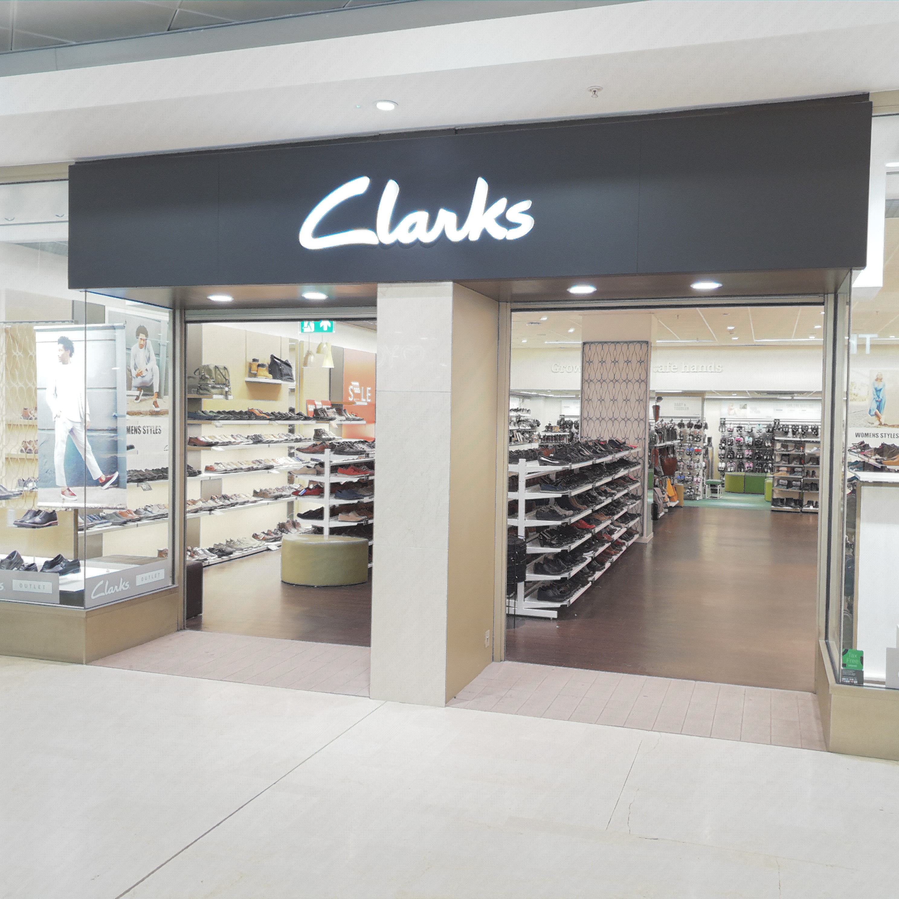 clark outlet near me